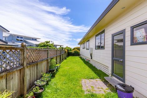 Photo of property in 2/13 Kurupae Road, Hilltop, Taupo, 3330