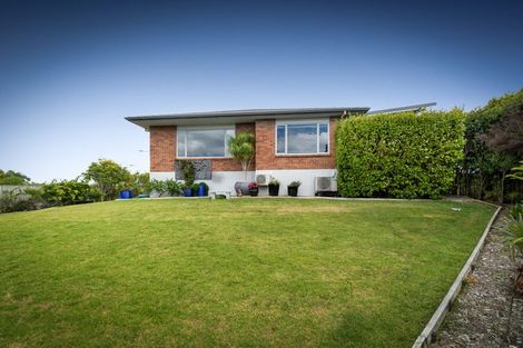 Photo of property in 8 Bayview Park Lane, Orewa, 0931