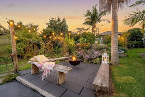 Photo of property in 11 Himikera Avenue, Avondale, Auckland, 1026
