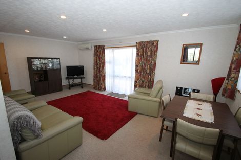 Photo of property in 8b Tay Street, Mosgiel, 9024