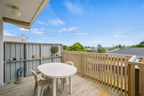 Photo of property in 15 Lydford Place, Spotswood, New Plymouth, 4310