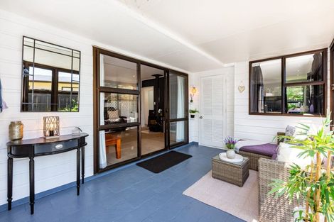 Photo of property in 72 Elizabeth Street, Waikanae, 5036