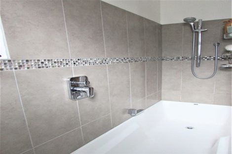 Photo of property in 35 Tama Street, Alicetown, Lower Hutt, 5010