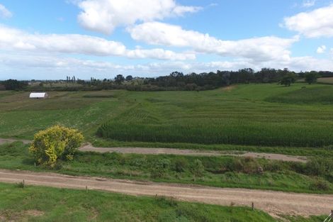 Photo of property in 1337 East Coast Road, Whakatiwai, Pokeno, 2473