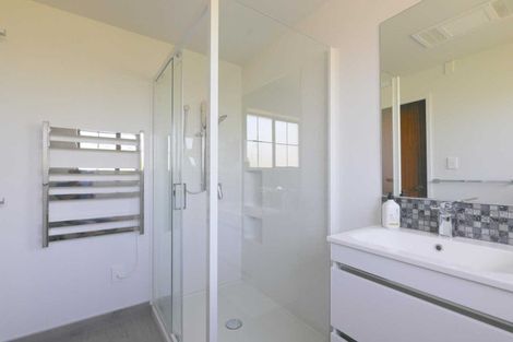 Photo of property in 3c Davies Street, Kensington, Whangarei, 0112