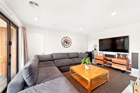 Photo of property in 31 Kingsdowne Drive, West Melton, 7618