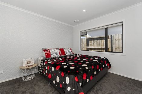 Photo of property in 24 The Meadows Drive, Flagstaff, Hamilton, 3210