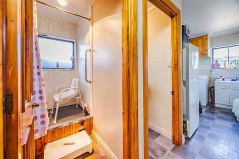 Photo of property in 9 Samara Place, Clendon Park, Auckland, 2103