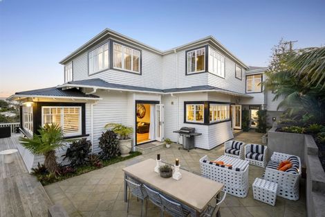 Photo of property in 46 Seaview Avenue, Northcote, Auckland, 0627