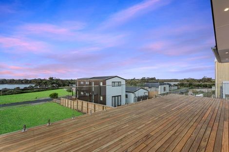 Photo of property in 8 Otohikawa Avenue, Glenbrook, 2681