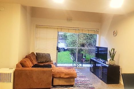 Photo of property in 630 Beach Road, Browns Bay, Auckland, 0630