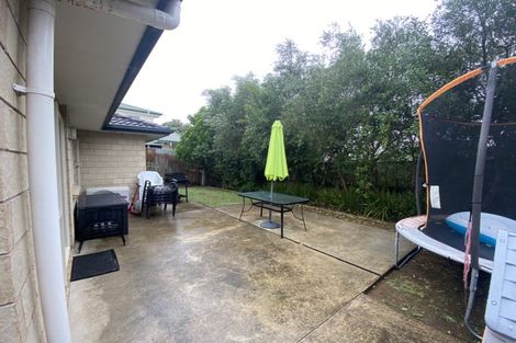 Photo of property in 5 Chloe Place, Massey, Auckland, 0614