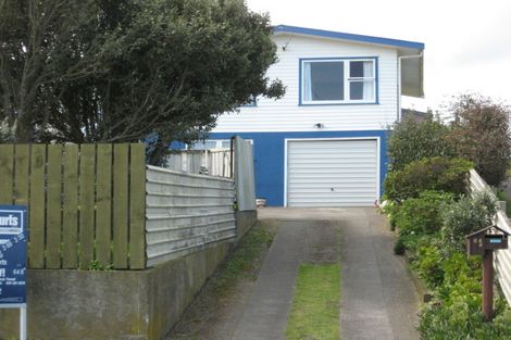 Photo of property in 64b Karaka Street, Castlecliff, Whanganui, 4501