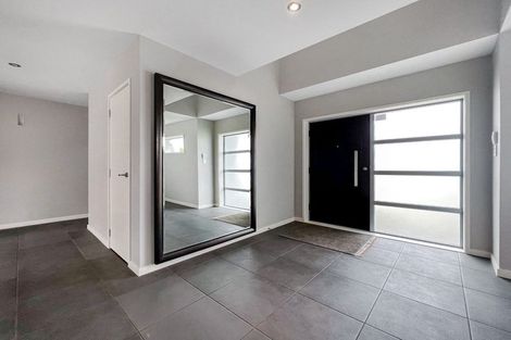Photo of property in 1 Powercourt Drive, Flat Bush, Auckland, 2019
