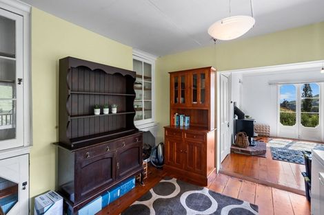 Photo of property in 8 Shadbolts Road, Pigeon Bay, Akaroa, 7583