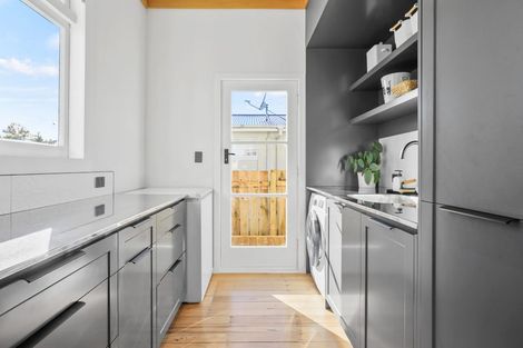 Photo of property in 77 Te Aroha Street, Hamilton East, Hamilton, 3216