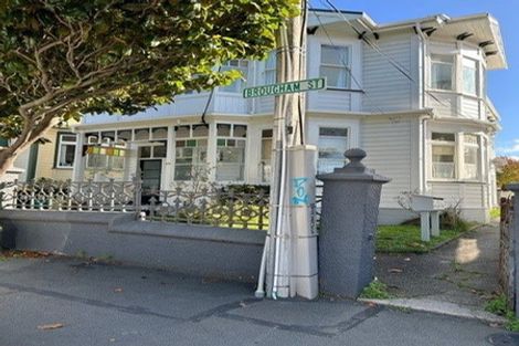 Photo of property in 2/66 Brougham Street, Mount Victoria, Wellington, 6011