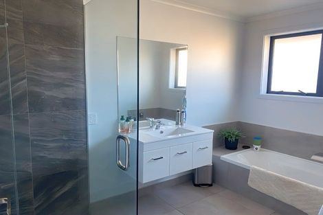 Photo of property in 4 Caledonian Place, Cromwell, 9310