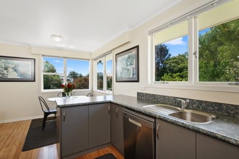 Photo of property in 16 Ninth Avenue, Tauranga, 3110