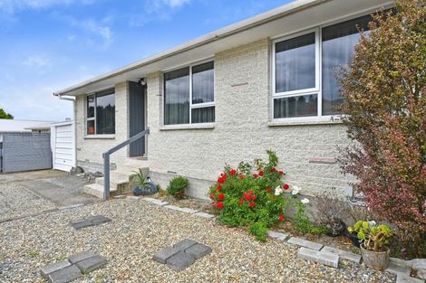 Photo of property in 1/79 Hillside Drive, Maoribank, Upper Hutt, 5018