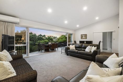 Photo of property in 7 Hume Drive, Hillcrest, Auckland, 0627