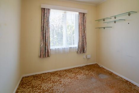 Photo of property in 27 Larsen Crescent, Tawa, Wellington, 5028