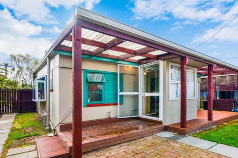 Photo of property in 3 Ourbridge Street, Kainga, Christchurch, 8083