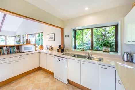 Photo of property in 9 Sherwood Lane, Cashmere, Christchurch, 8022