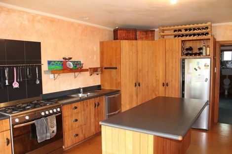 Photo of property in 383 East Takaka Road, East Takaka, Takaka, 7183