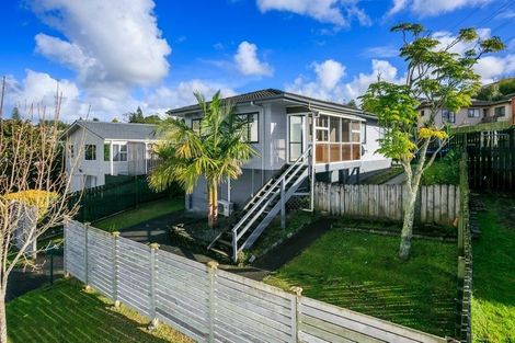 Photo of property in 44 Garton Drive, Massey, Auckland, 0614