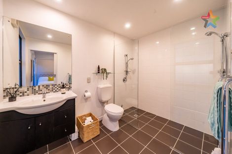 Photo of property in 22 Mount Marua Drive, Timberlea, Upper Hutt, 5018