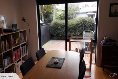 Photo of property in 2/35 Bishop Street, St Albans, Christchurch, 8014