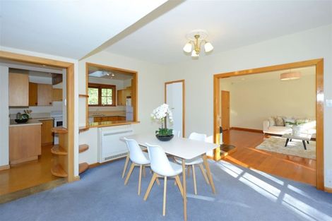 Photo of property in 118 Memorial Avenue, Burnside, Christchurch, 8053