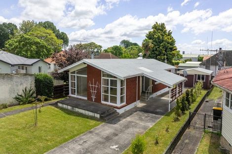 Photo of property in 10 Thorp Street, Paeroa, 3600