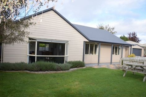 Photo of property in 35-37 Moa Street, Waikiwi, Invercargill, 9810