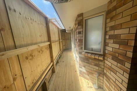 Photo of property in 21 Maugham Drive, Bucklands Beach, Auckland, 2014