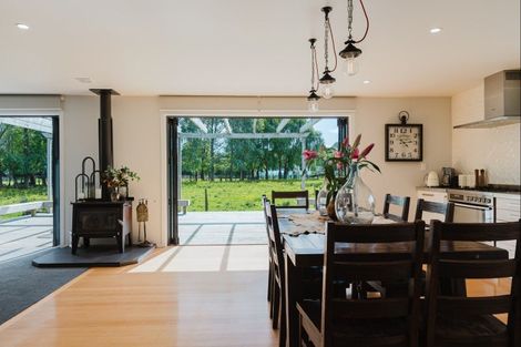 Photo of property in 110 Wyndham Street, Ashhurst, 4810