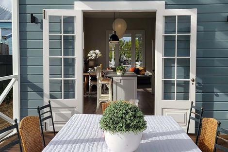 Photo of property in 10 Stewart Street, Marton, 4710