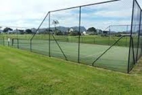 Photo of property in 370 One Tree Point Road, One Tree Point, 0118