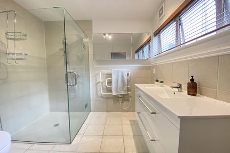 Photo of property in 221 Papamoa Beach Road, Papamoa Beach, Papamoa, 3118