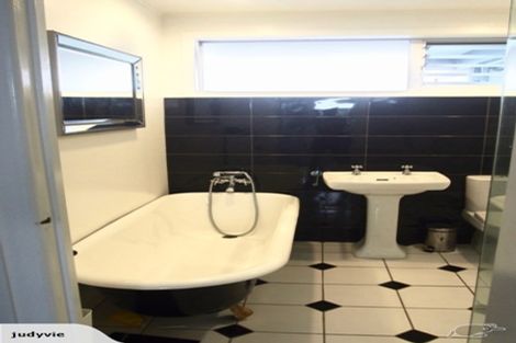 Photo of property in 3/2a Earnoch Avenue, Takapuna, Auckland, 0622