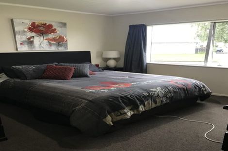 Photo of property in 87 Benmore Avenue, Cloverlea, Palmerston North, 4412