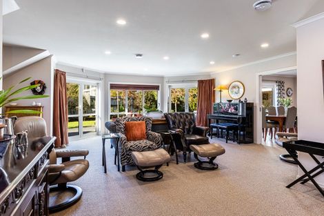 Photo of property in 10 Glentui Place, Waikawa, Picton, 7220