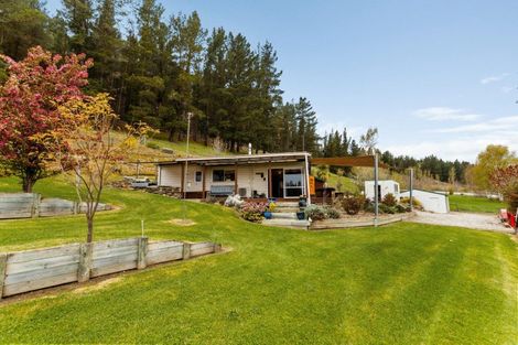 Photo of property in 53 Hillview Road, Alexandra, 9391