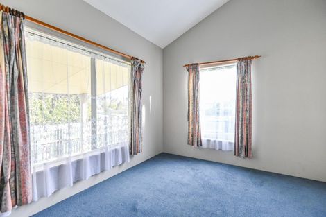 Photo of property in 1024 Hood Street, Mayfair, Hastings, 4122