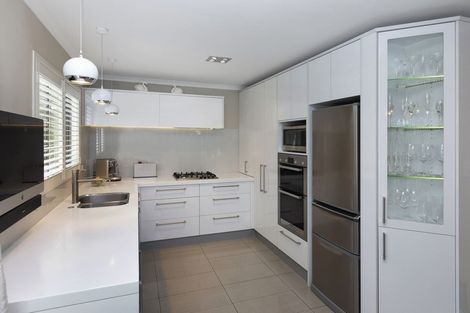 Photo of property in 2/188 Idris Road, Strowan, Christchurch, 8052