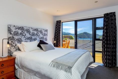 Photo of property in 18a Russell Street, Picton, 7220