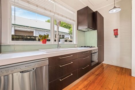 Photo of property in 95 Ranfurly Street, St Albans, Christchurch, 8014