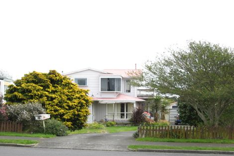 Photo of property in 18 Kowhai Street, Strandon, New Plymouth, 4312