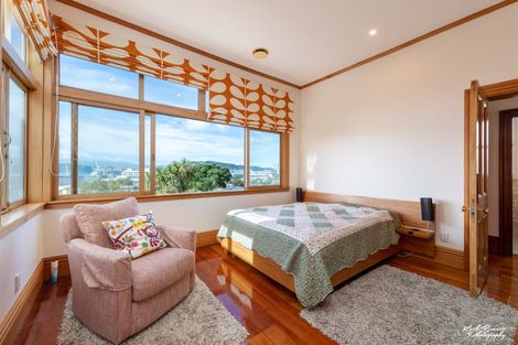 Photo of property in 37 Grant Road, Thorndon, Wellington, 6011